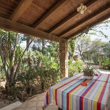 Vacanze E Relax Frassino * Custonaci