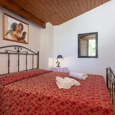 Vacanze E Relax Frassino Apartment *