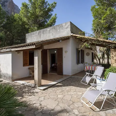 Vacanze E Relax Frassino Lägenhet *